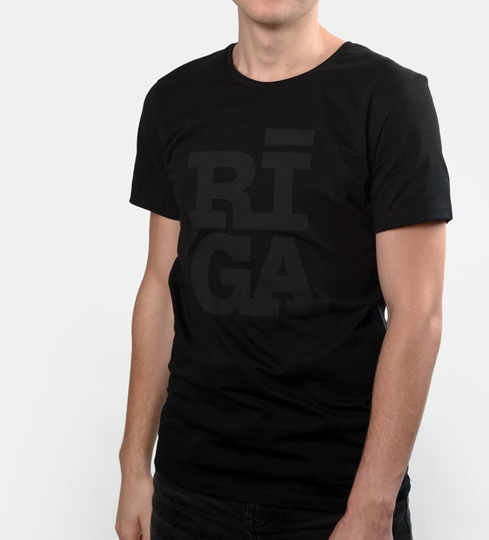 Riga t-shirt black on black