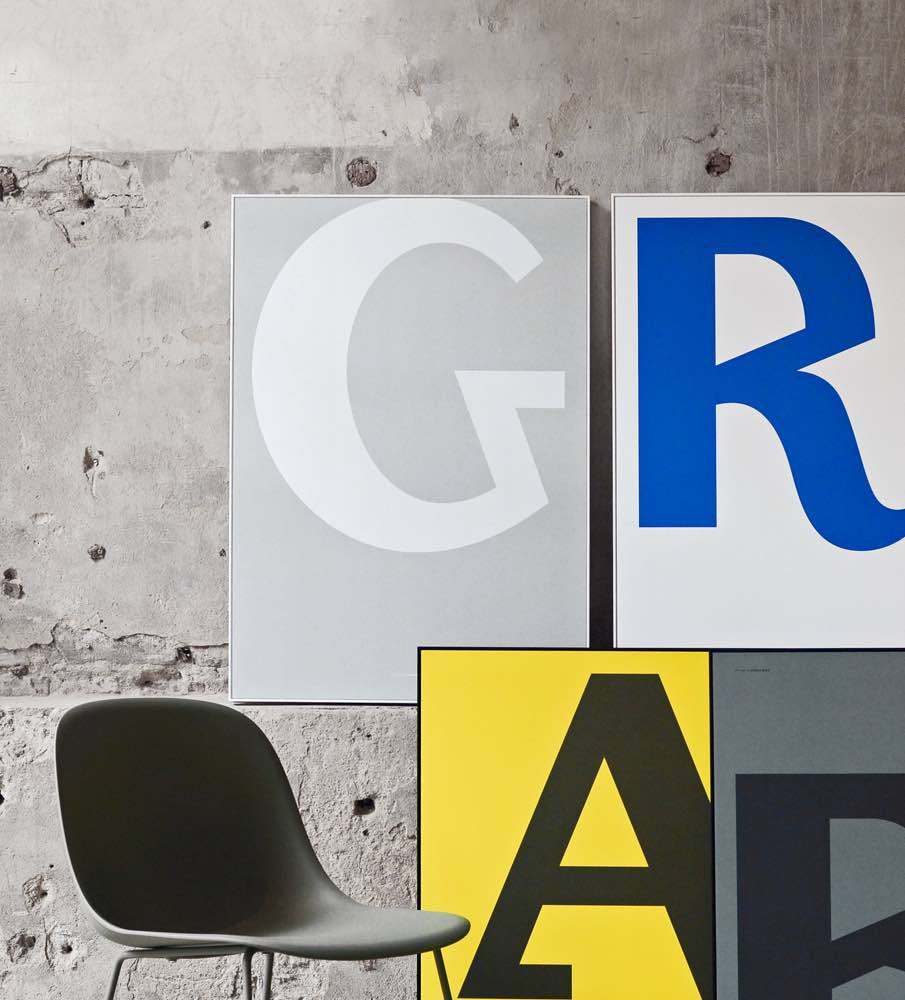 Cirulis Display Letter A G R